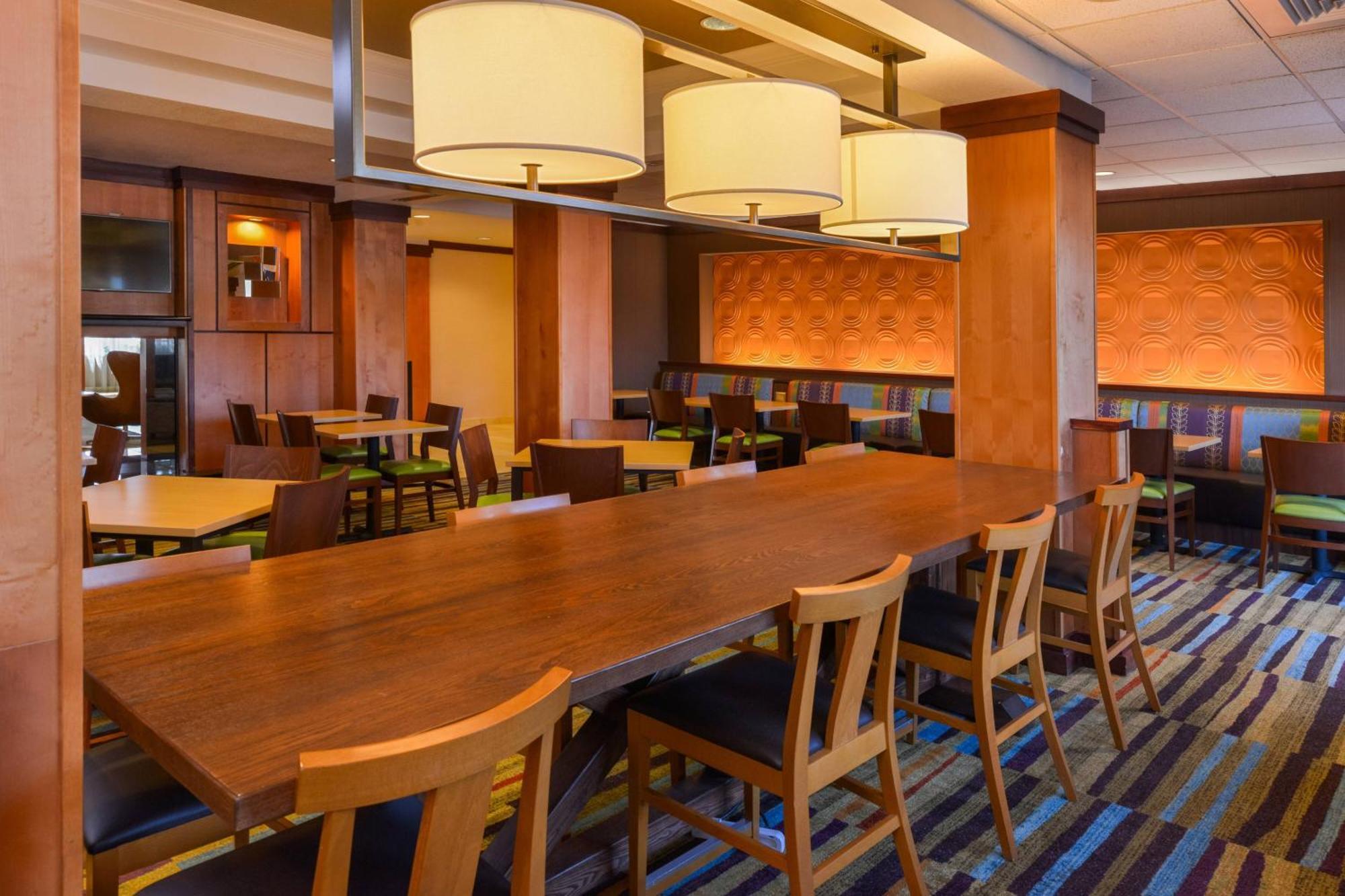 Fairfield Inn & Suites Santa Maria Екстер'єр фото